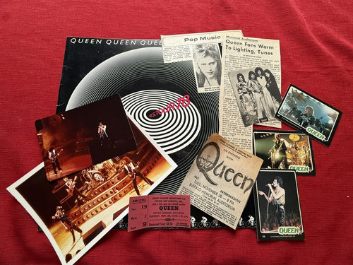 Queen 1970 lot photos - queen, lot: