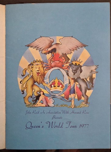 Queen day the races - a,