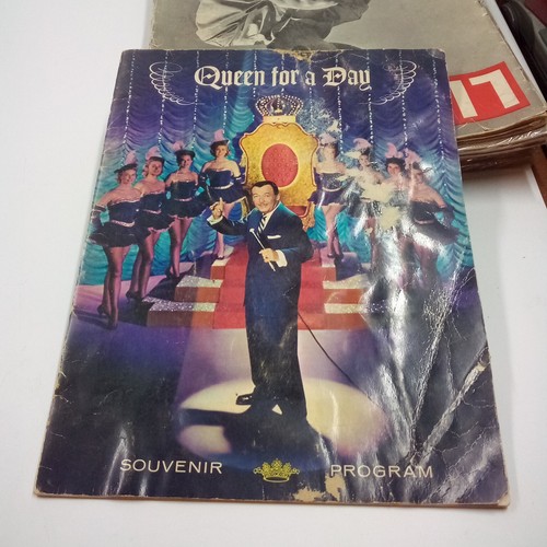 Queen for day souvenir - for,